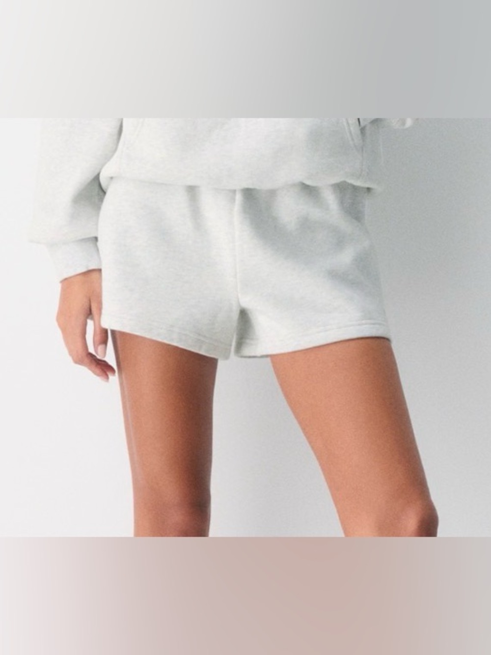 Aritzia Women’s Cozy Sweatfleece Perfect High Rise Mini Short